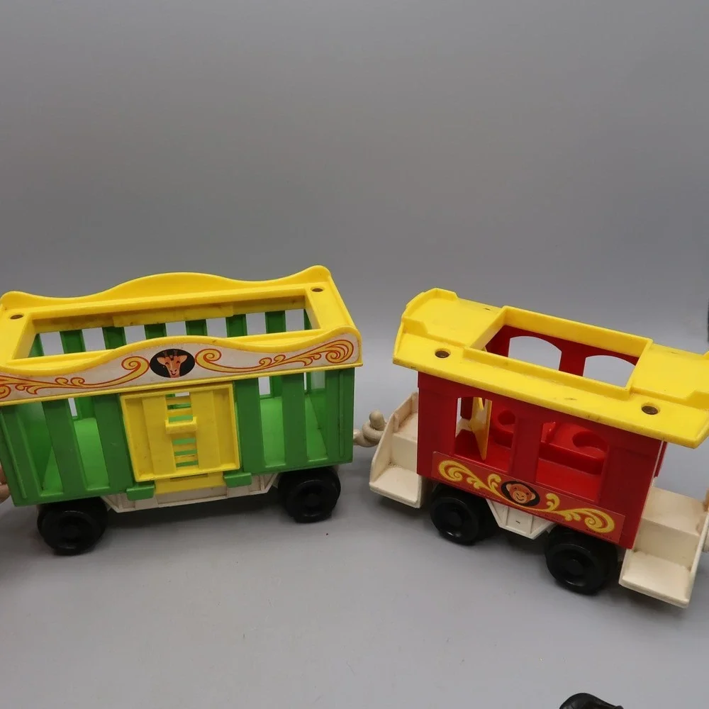 Vintage Fisher Price Little People Circus Train #991 with Bull